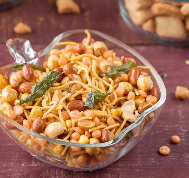 Authentic Indian Spicy Bombay Mix 350g