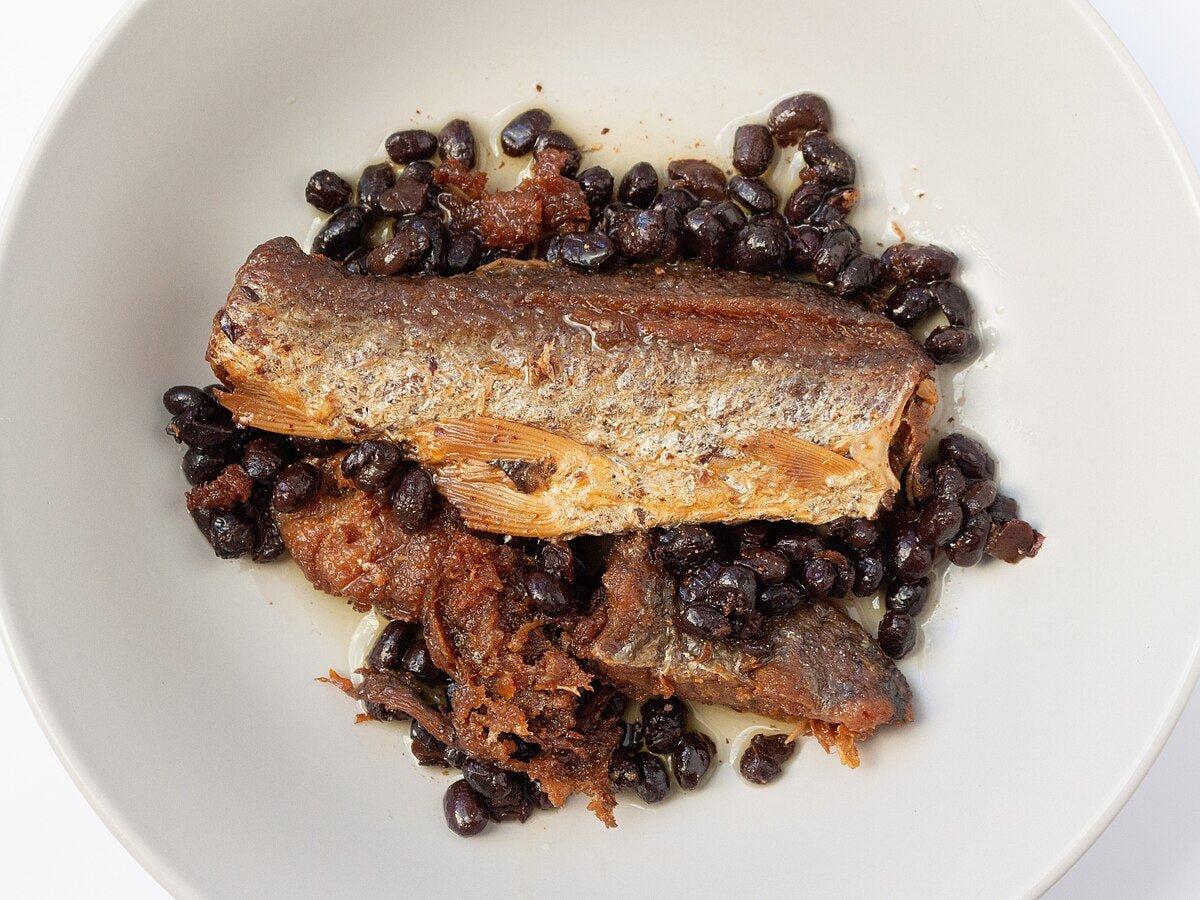 Pearl River Bridge Fried Dace with Salted Black Beans packaging